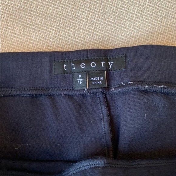 Theory.Leather.Liggensy with leather inserts, size XS. - Picture 3 of 6